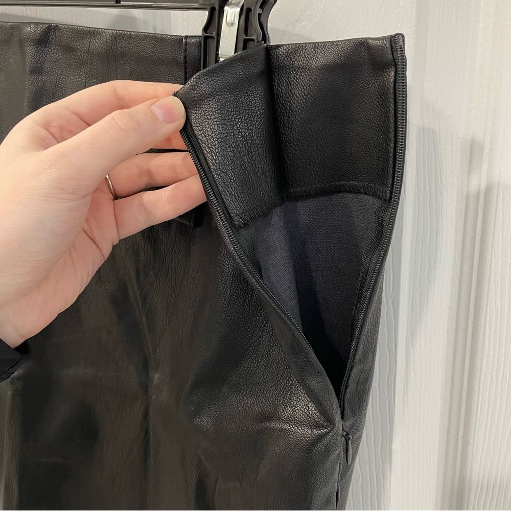 Blush Boutique Black Faux Leather Mini Skirt Women’s Size L - Picture 3 of 8